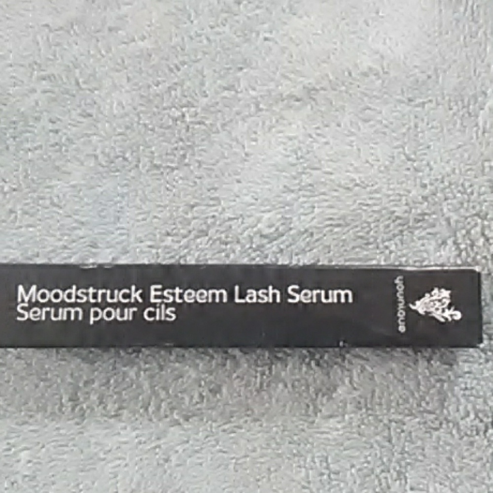Moodstruck esteem lash serum